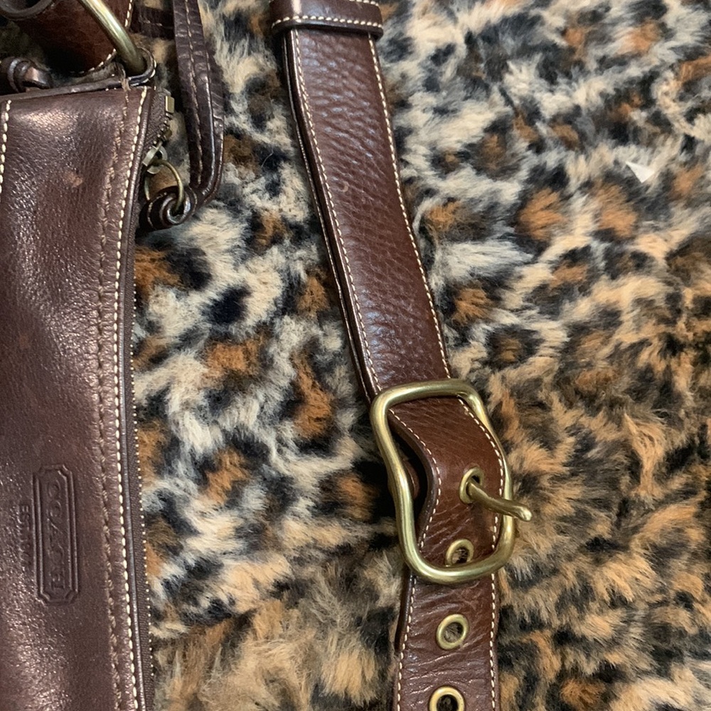 Coach Crossbody Purse - Picture 5 of 8